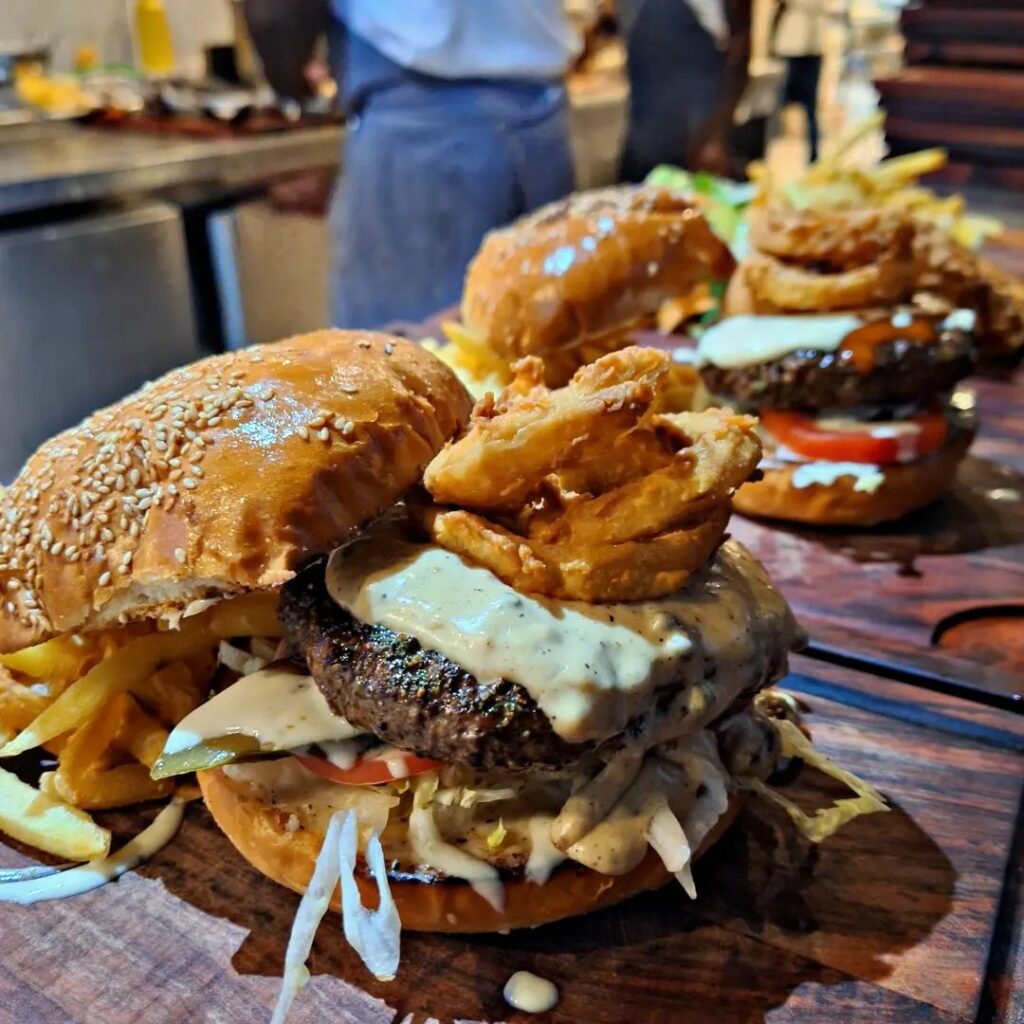 the_three_monkeys_vic_falls-a-1024x1024-1